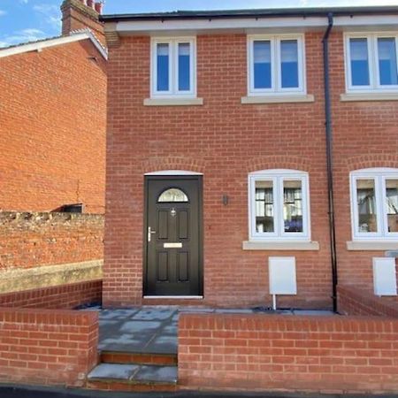 New Modern Studio Apartment Near To City Centre Salisbury Eksteriør bilde